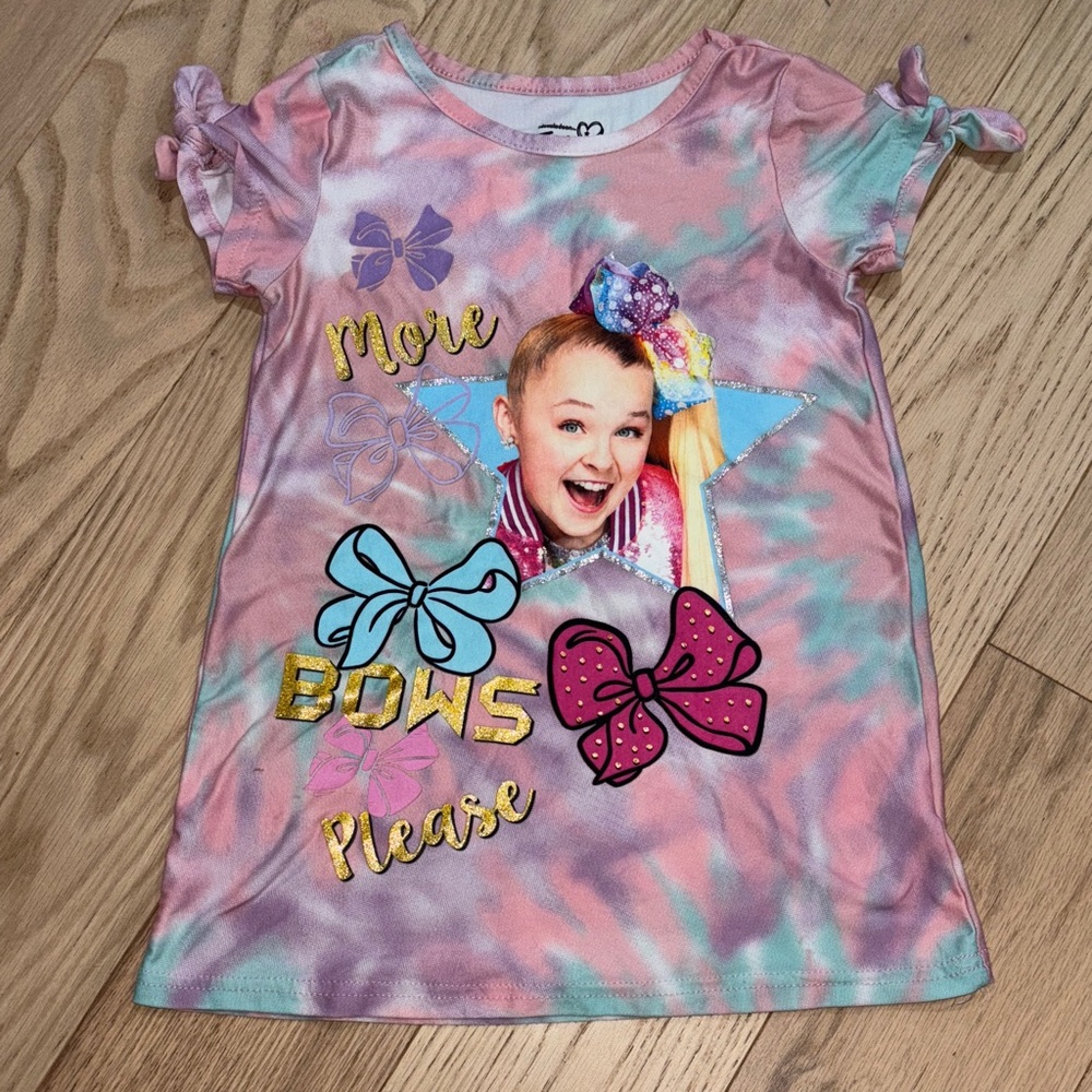 Jojo Siwa top